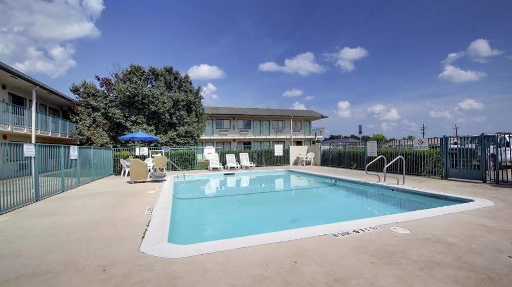 Motel 6-Monroe, La Extérieur photo